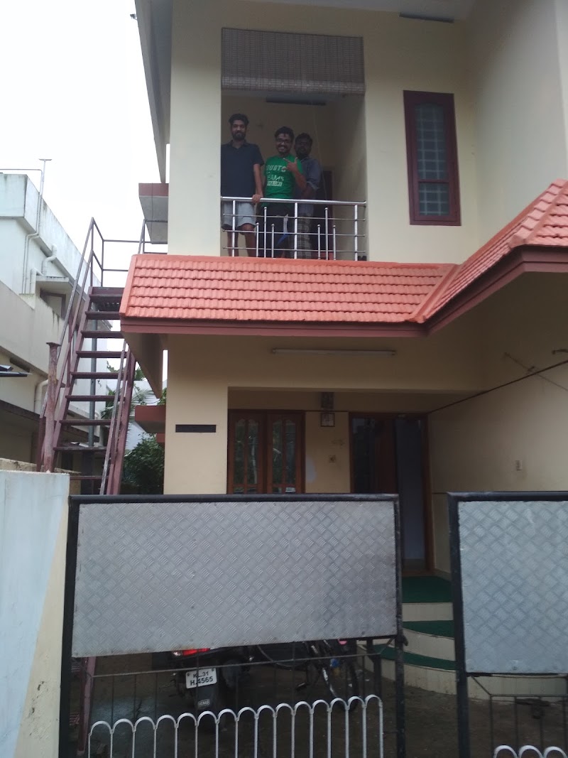 Kureepuzha North