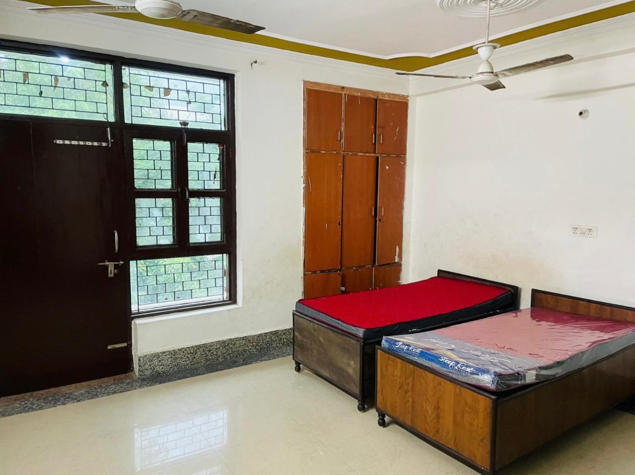 DS Hostel PG
