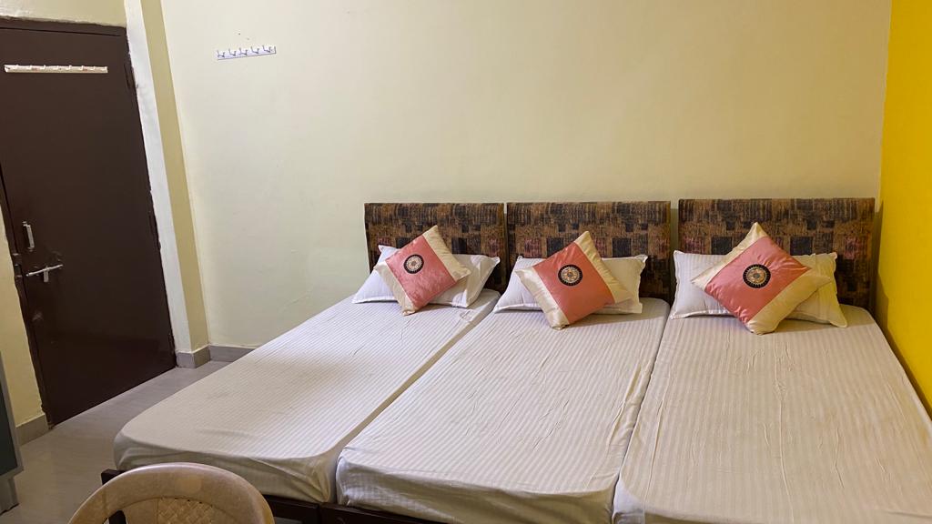 Hari Om Boys Hostel